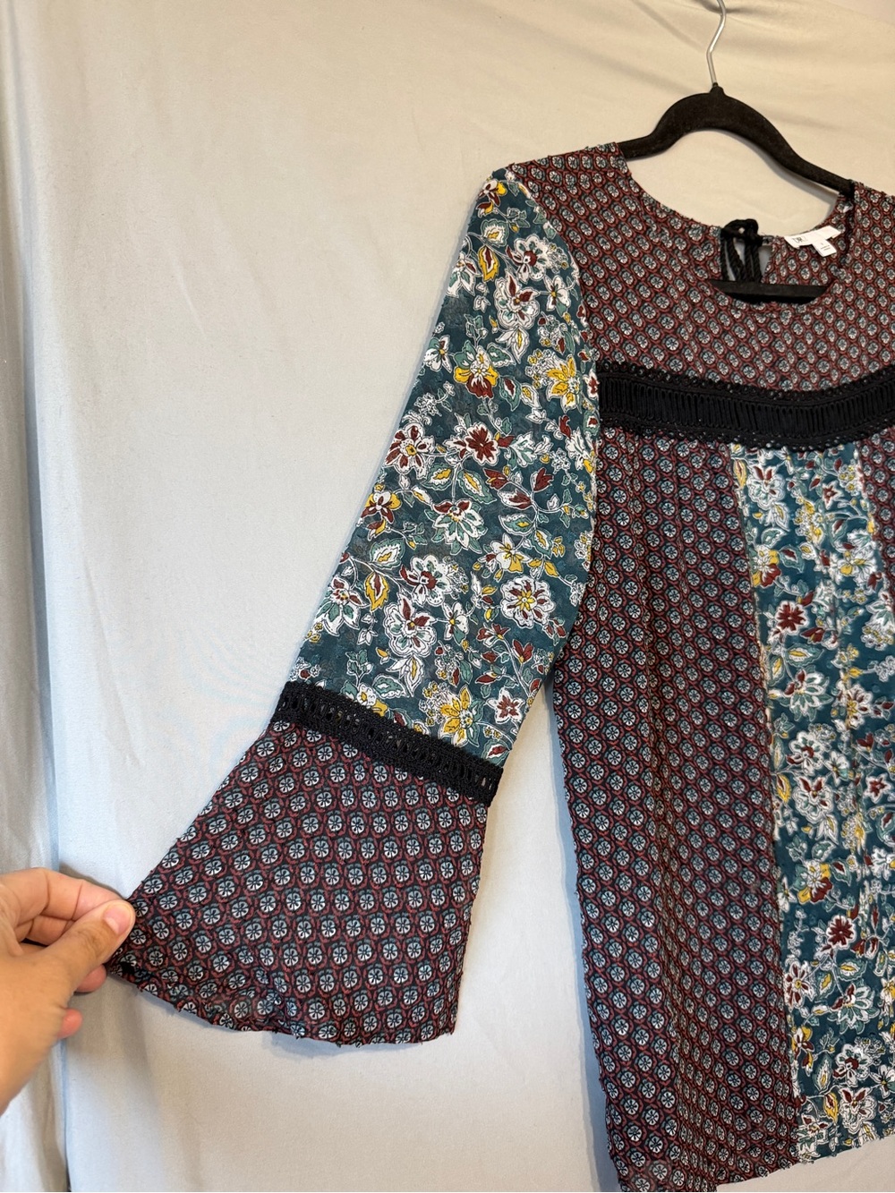 DR2 Womens Boho Mixed Media Floral Blouse S Relaxed Fit Lined Crochet Details - Picture 5 of 10